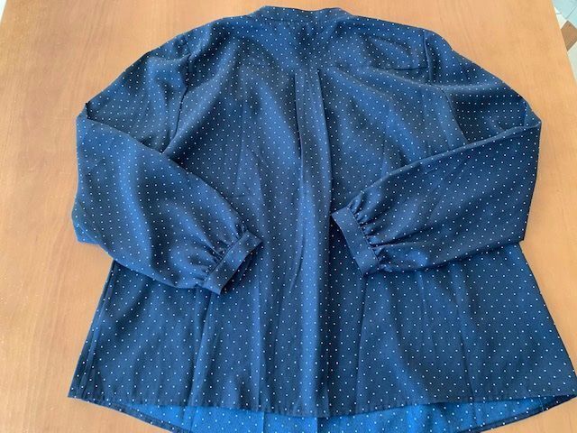 Juicy Couture Camicette: Bluse Juicy Couture Gr. S – Usato da Oberweningen venduto da Bumblebee2 2