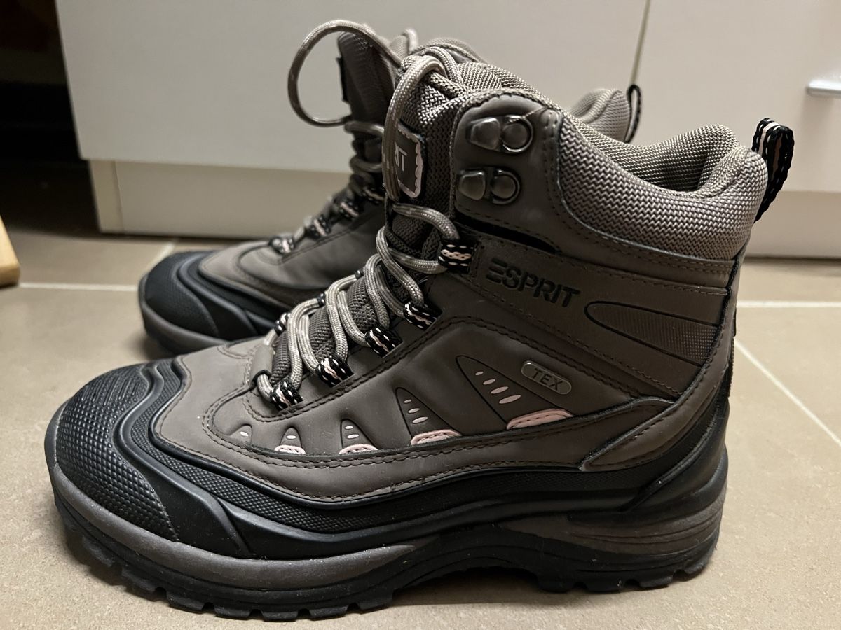Scarpe per ragazze: Wanderschuhe Gr. 37 – Usato da Holderbank AG venduto da bg79