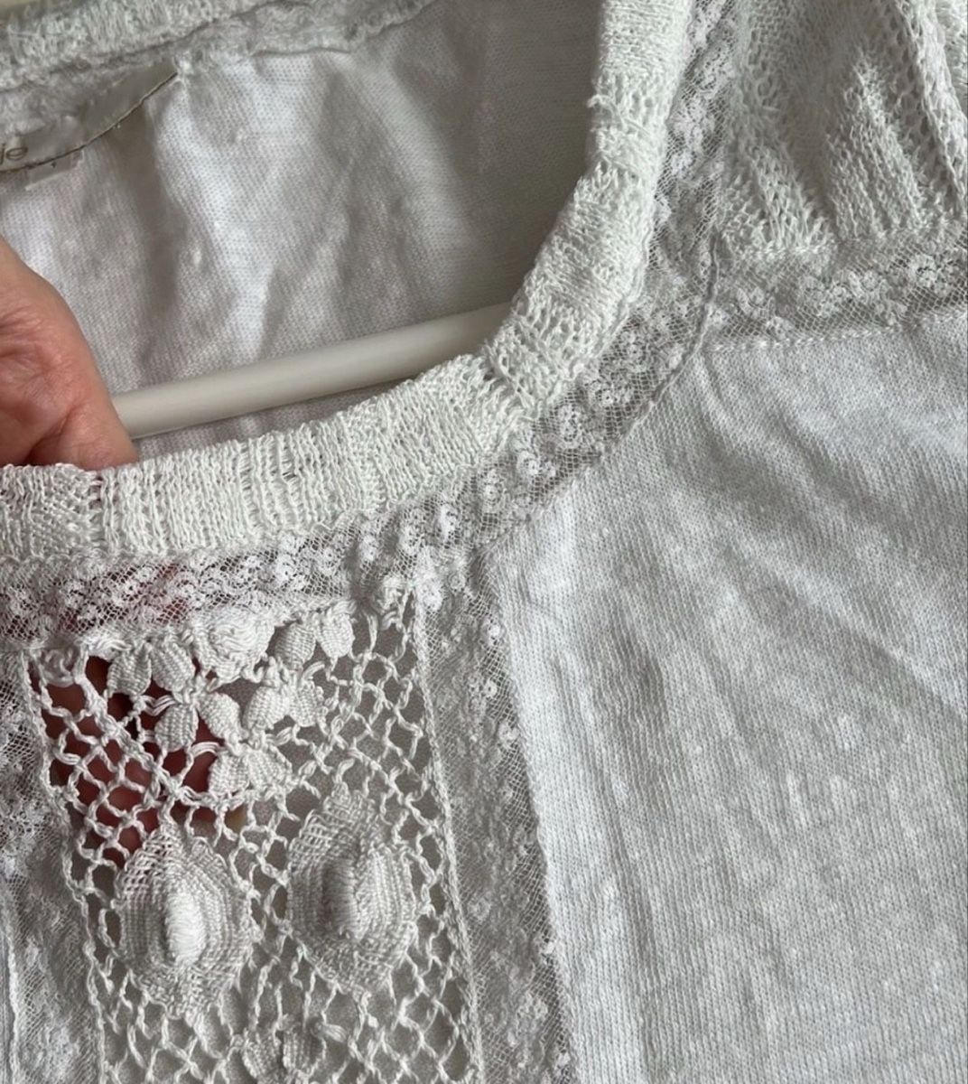 Maje Tops: T-shirt Maje blanc – D'occasion à Monthey par sen_6ckr 2
