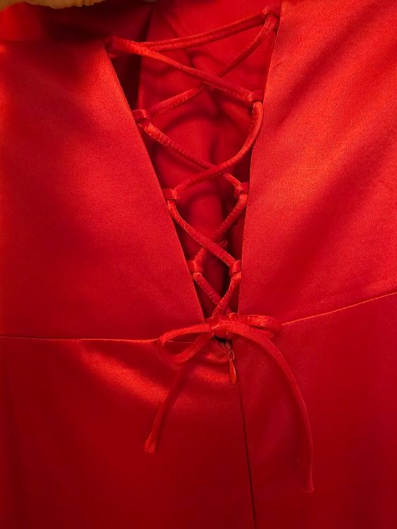 Vestiti: Edles Hochzeitskleid/Ballkleid Gr 38 – Usato da Birr venduto da V-K 5