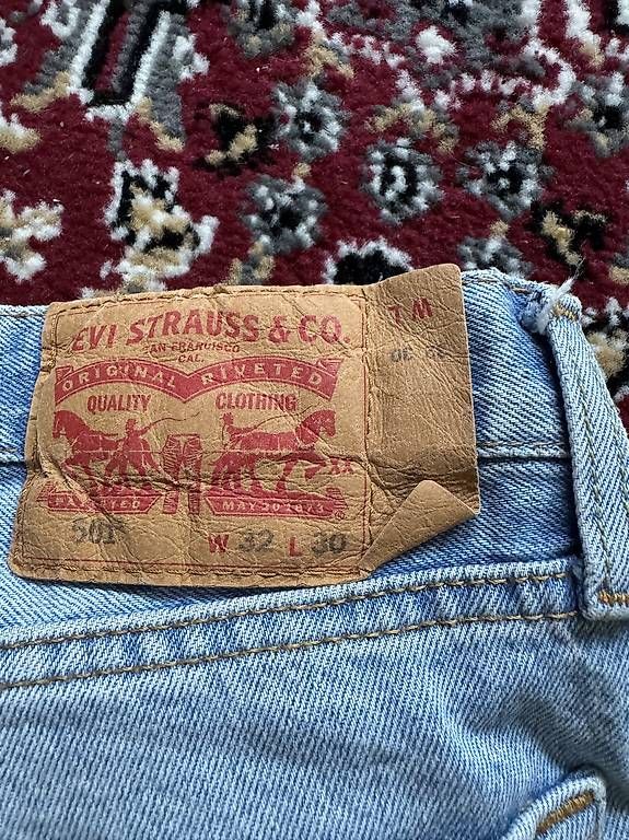 Jeans: Levis 501 Hose – Usato da St. Gallen venduto da rechsteinersell 2