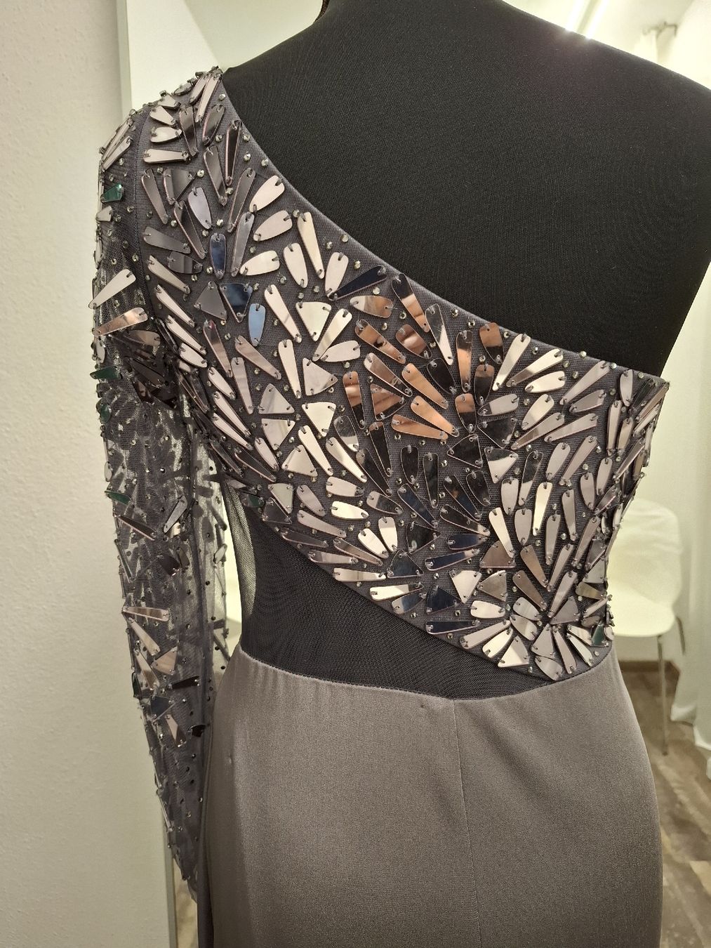 Vestiti: Graues Kleid – Nuovo (secondo la descrizione) da Uster venduto da VMT. 5