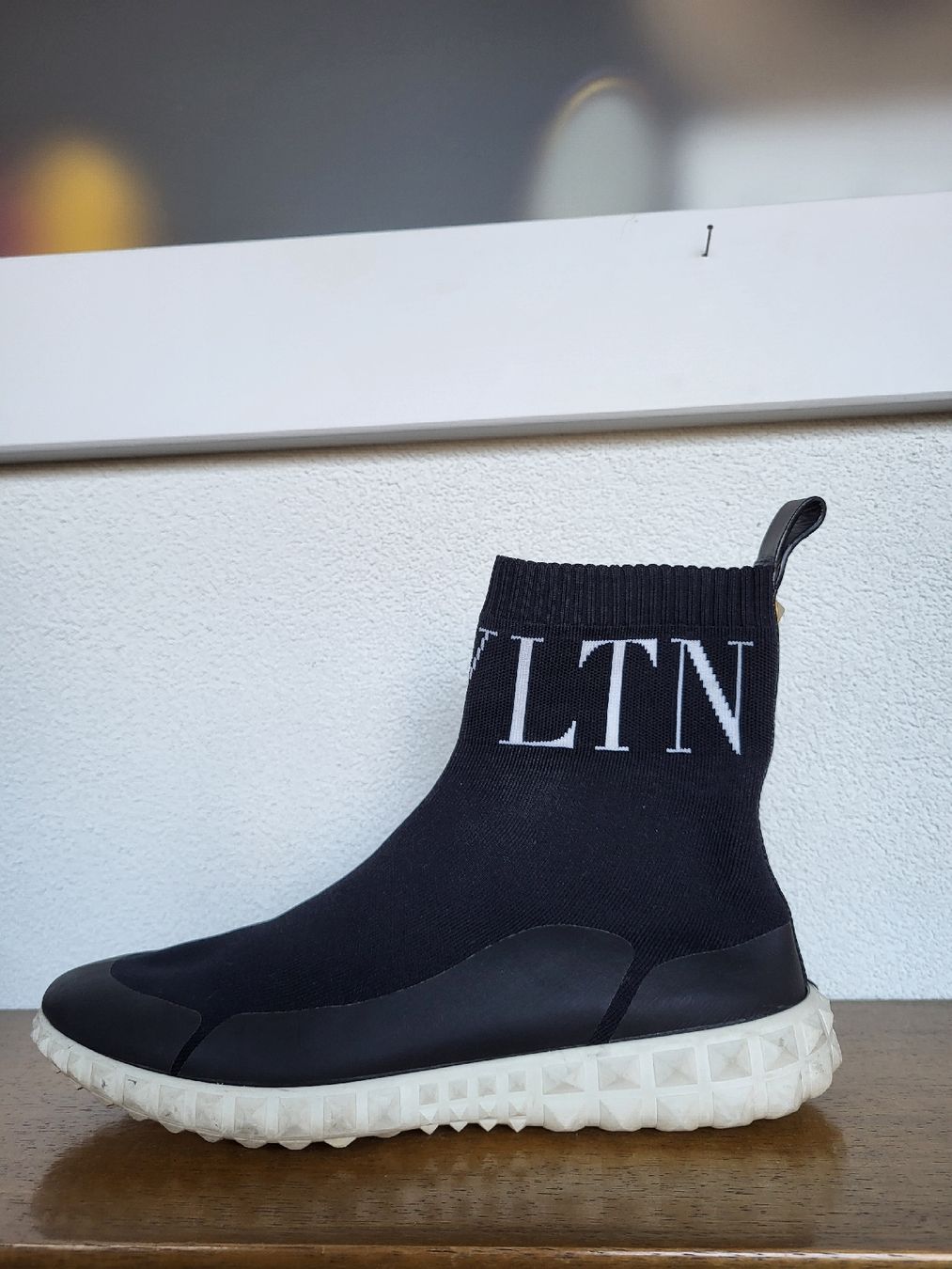 Valentino Scarpe da donna: Originale Valentino Hoch-Sneakers – Nuovo (secondo la descrizione) da Zweisimmen venduto da Adorable 7