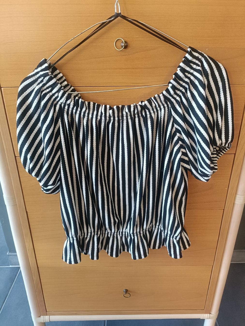 Top: Lot de 4 hauts d'été, taille M – Usato da Pringy venduto da kat_t9c7 1