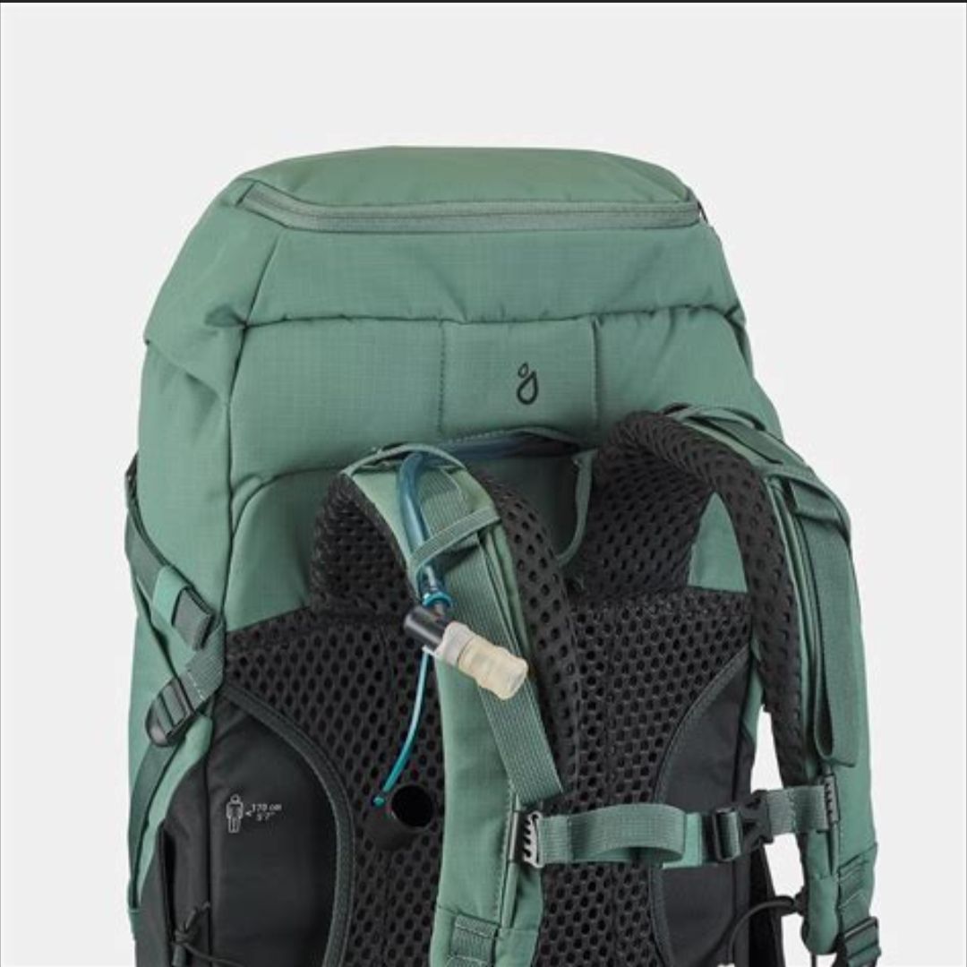 Decathlon Zaini: Sac à dos de randonnée 30L – Nuovo (secondo la descrizione) da Fribourg venduto da MathiiR 4