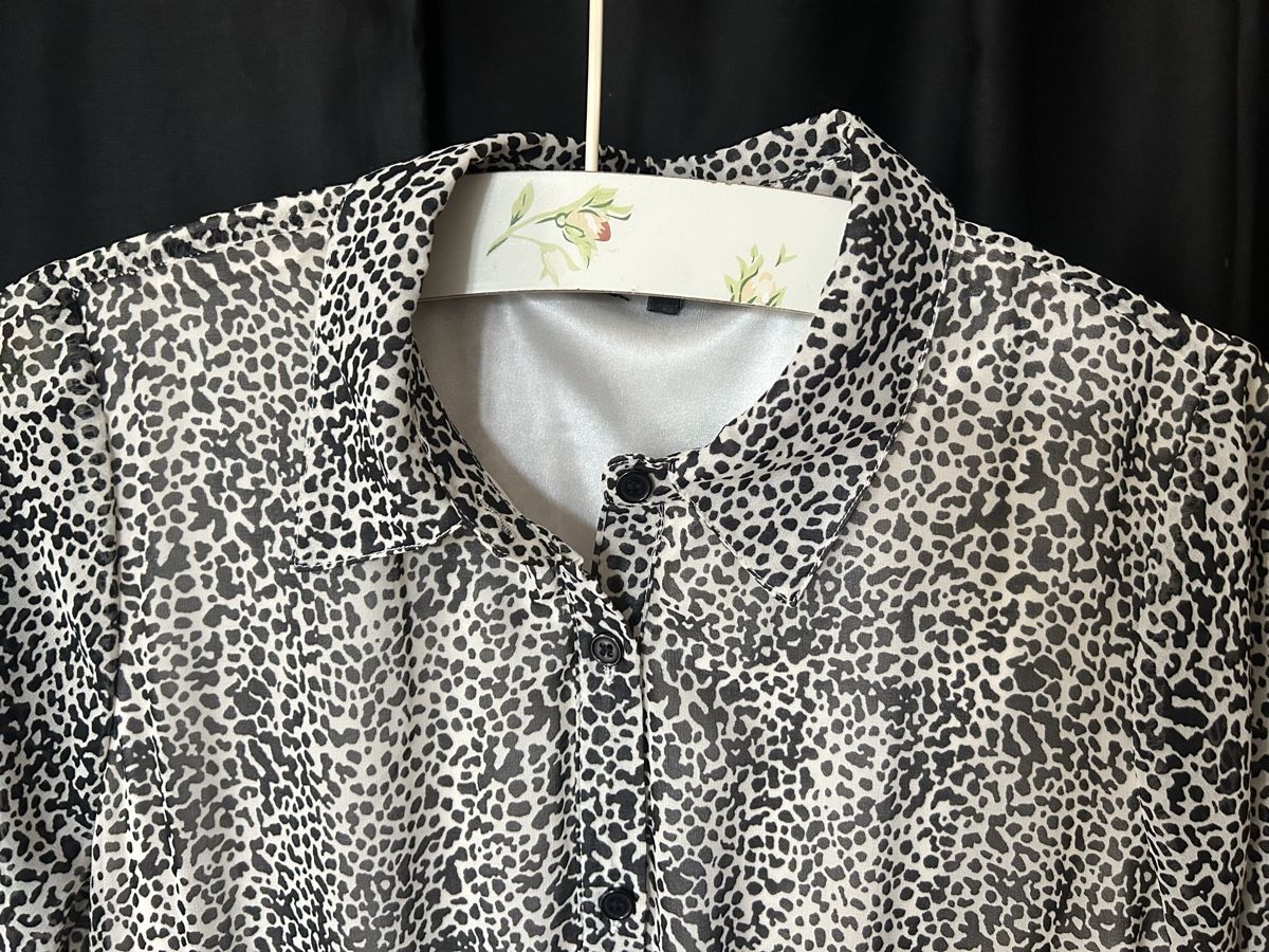 Kleider: Bik Bok Leopard Print Pleated Dress, Size Medium. – Neu (gemäss Beschreibung) aus Zürich von Mistral61 1