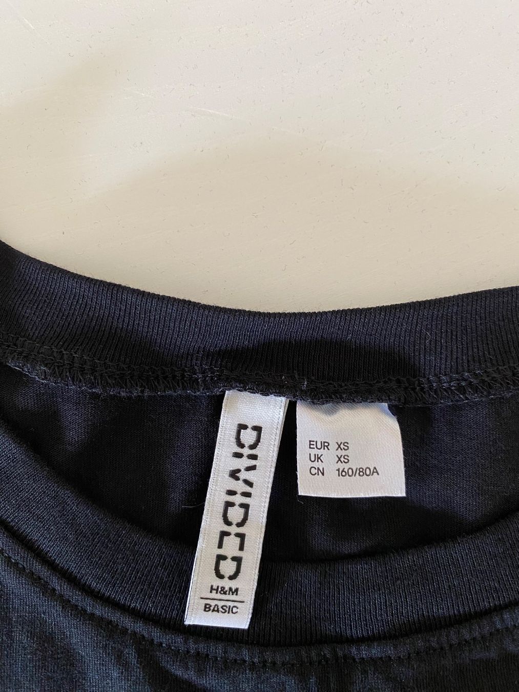 H&M Top: Top H&M XS schwarz – Usato da Oberglatt ZH venduto da jul_nhy7 2
