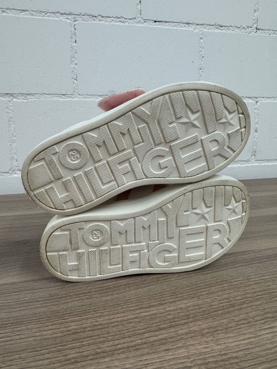 Tommy Hilfiger Schuhe für Mädchen: Tommy Hilfiger Sneaker Grösse 25 weiss/rosa – Gebraucht aus Geroldswil von CarrieO91 4