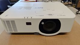Beamer NEC NP-P554G