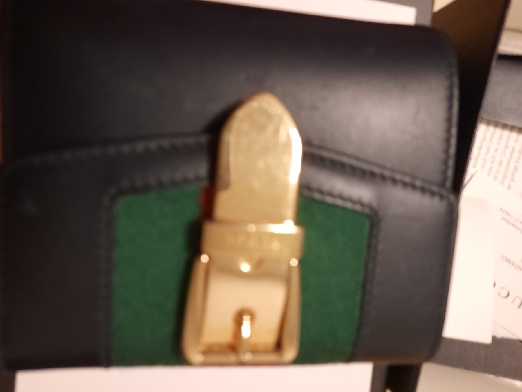 Gucci Portamonete: Gucci Portemonnaie – Nuovo (secondo la descrizione) da Speicherschwendi venduto da happyday72