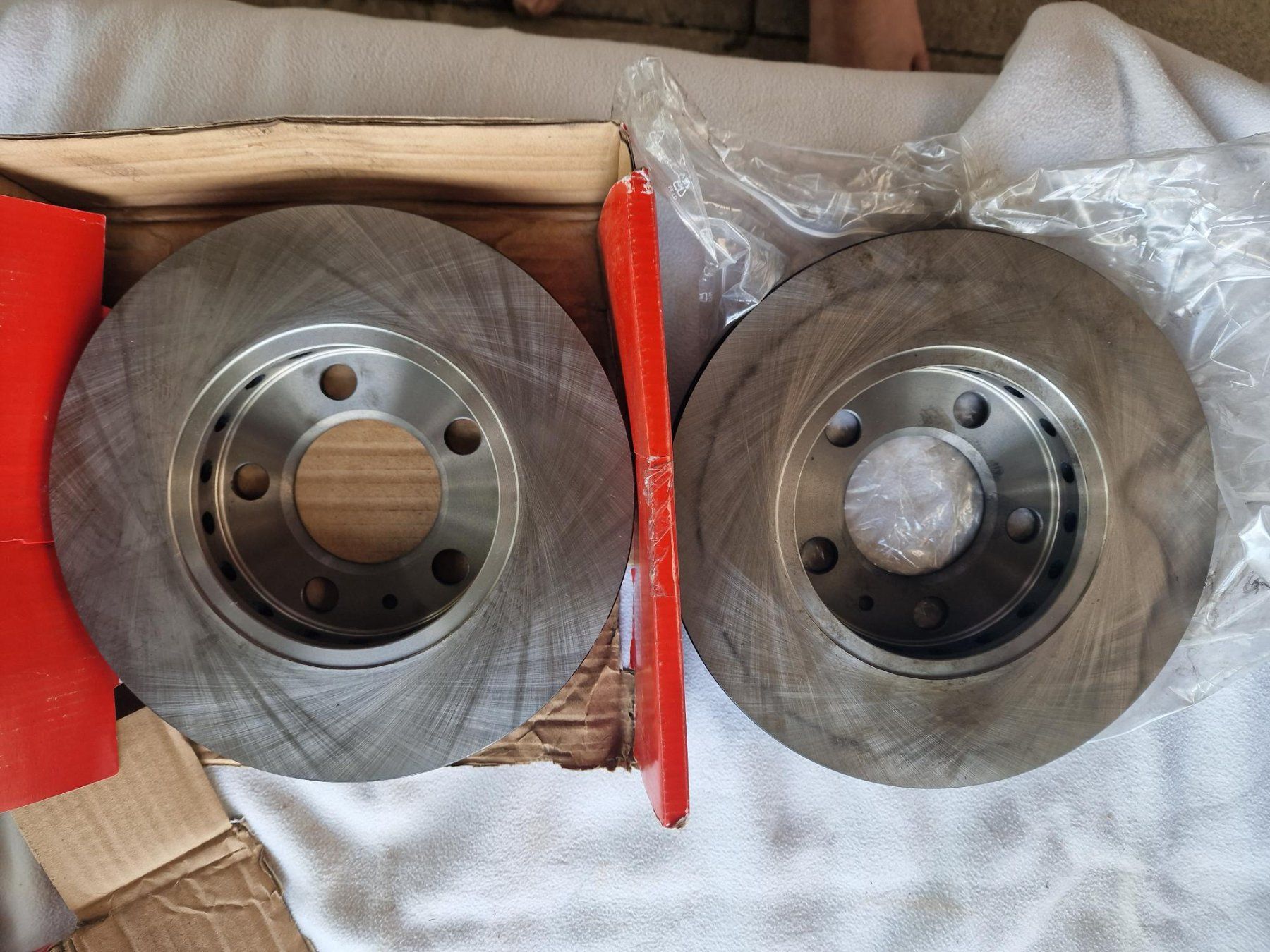 Tutti pezzi di ricambio auto: Bremsscheiben – Nuovo e nell'imballaggio originale da Eschenbach SG venduto da Hoerbys