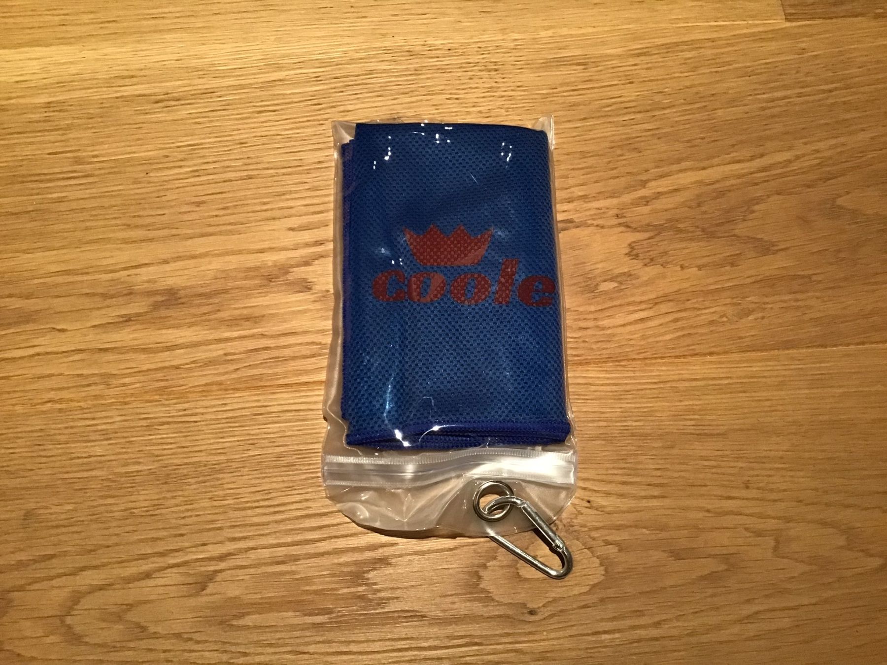 Teli da bagno: !!!! Kühltücher 100 Stück !!! – Nuovo e nell'imballaggio originale da Hubersdorf venduto da brother04 2