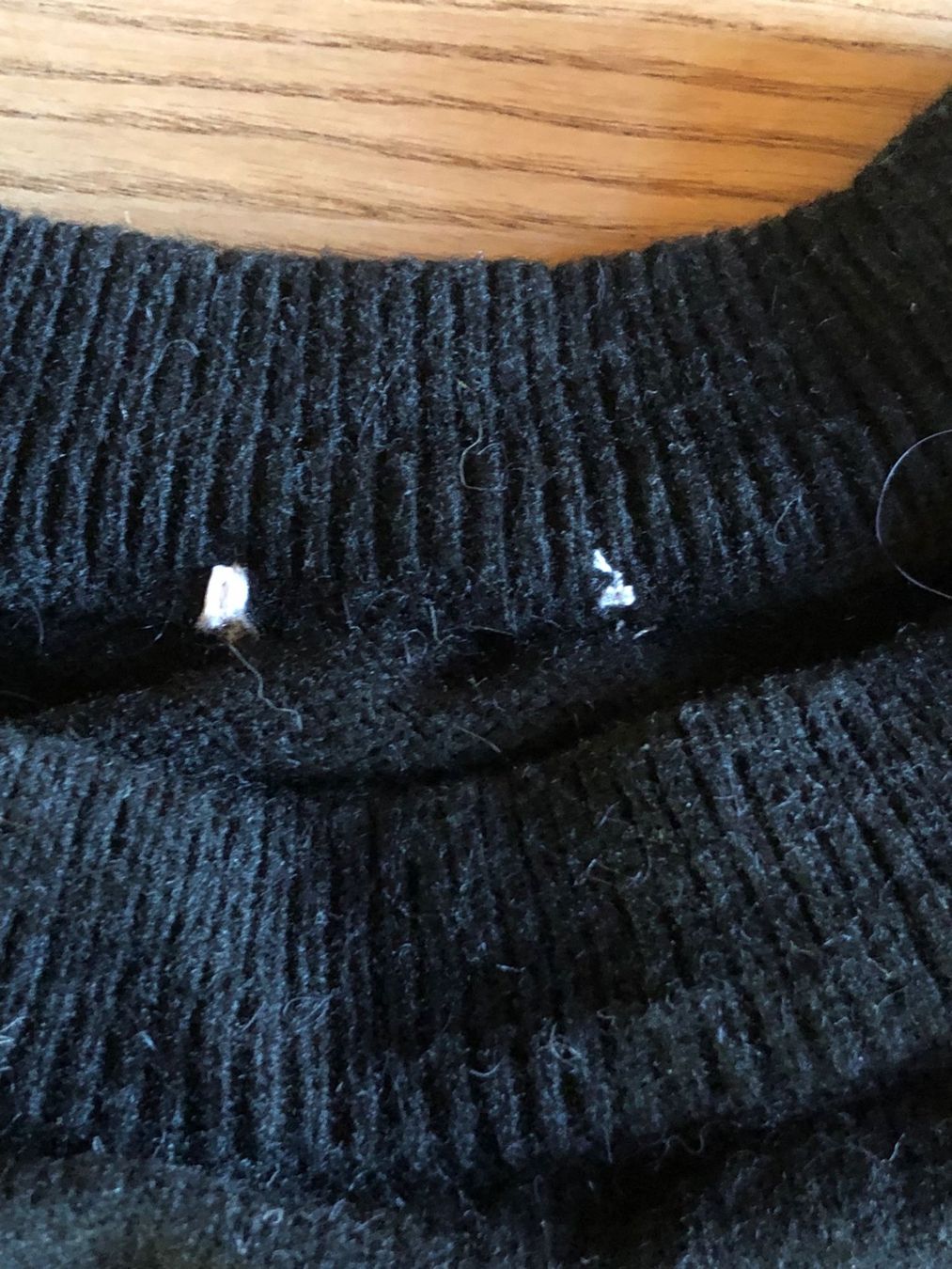 Maglioni & Felpe: 2 hübsche Damenpullover Gr. M – Usato da Röschenz venduto da Tashroal 5