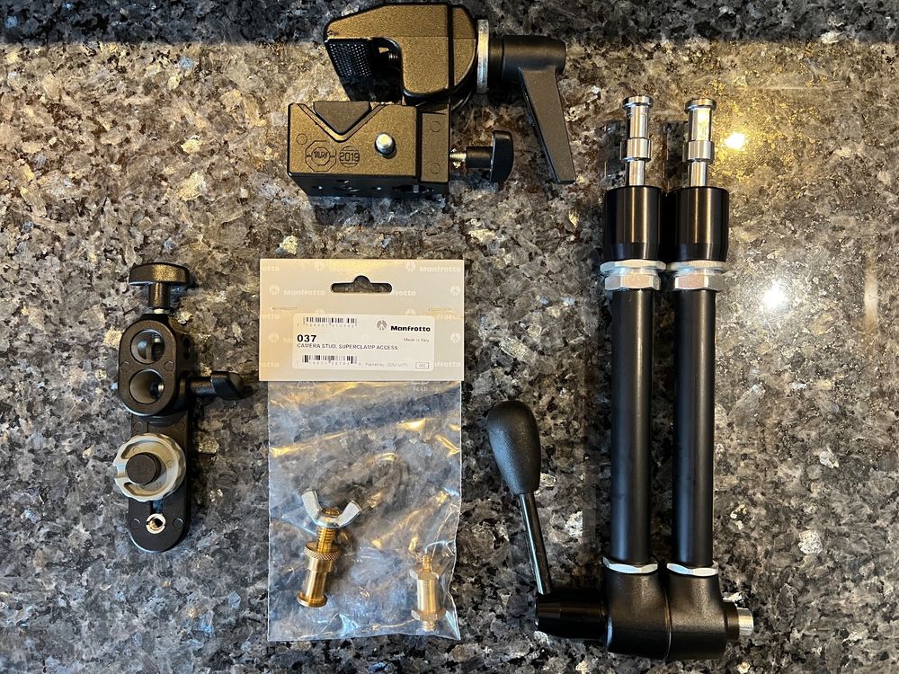 Manfrotto 061 – Perno Di Giunzione Per Super Clamp 035 – Connettore In Alluminio A 6 Posizioni