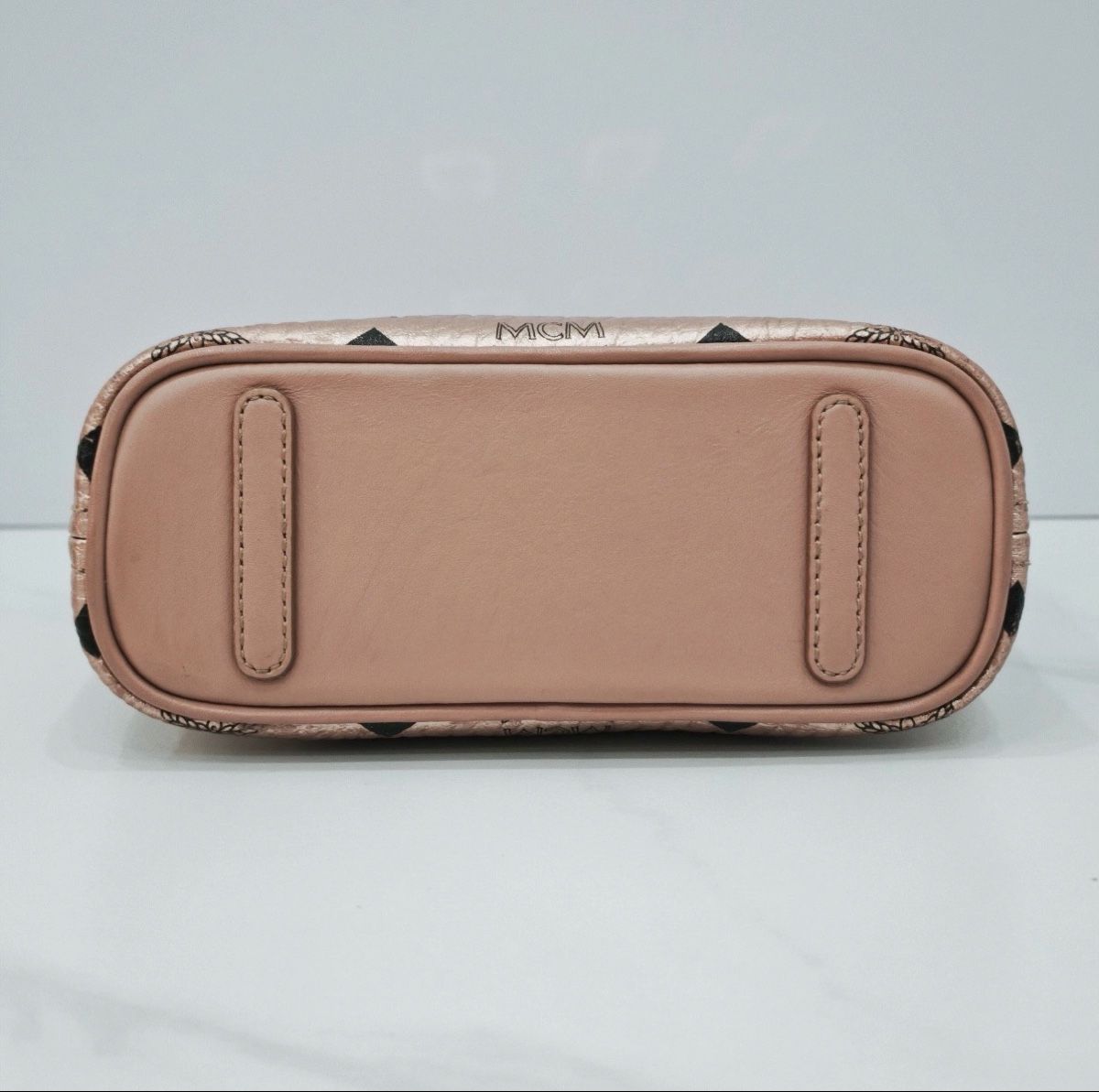 Mcm Taschen für Damen: MCM Tasche Toni "rosegold" – Gebraucht aus Volketswil von Flower_18 5