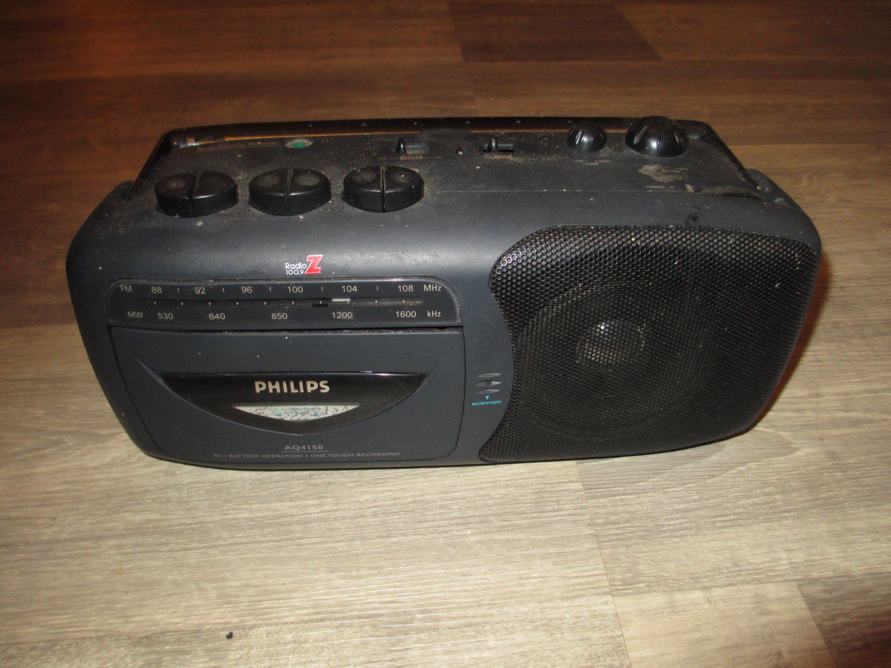 Philips Radio: Radio Tape – Usato da La Heutte venduto da franco029