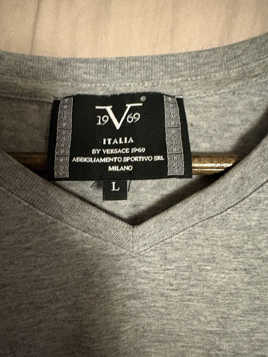Versace T-shirt: Versace T shirt – Usato da Rotkreuz venduto da Vintage_lover1 3