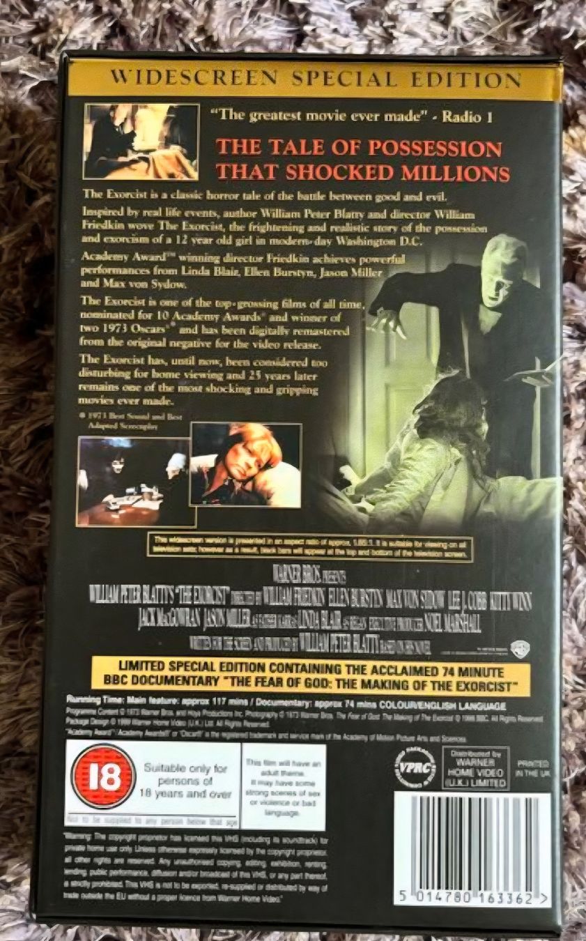 Alle VHS: The Exorcist 25th Anniversary VHS Box set – Gebraucht aus Moosseedorf von dfe_s5hz 5