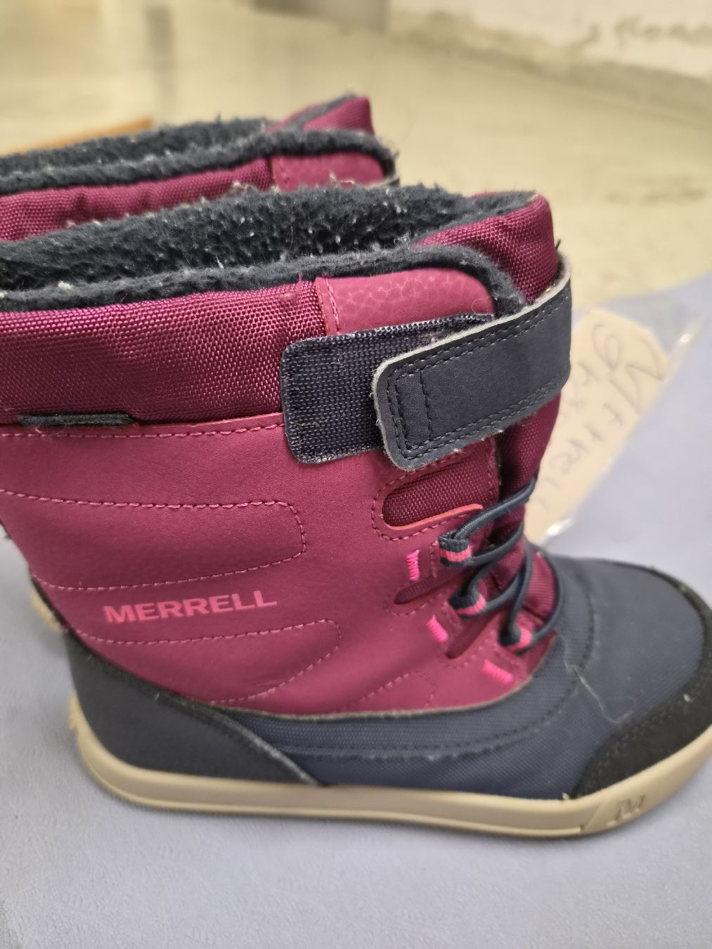 Scarpe per ragazze: winterstiefel kinder – Usato da st.gallen venduto da pea_g9s9 1