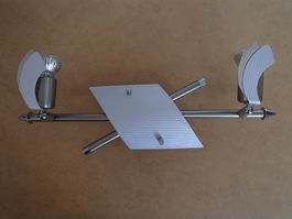 moderne Deckenlampe mit 2 beweglichen Spots