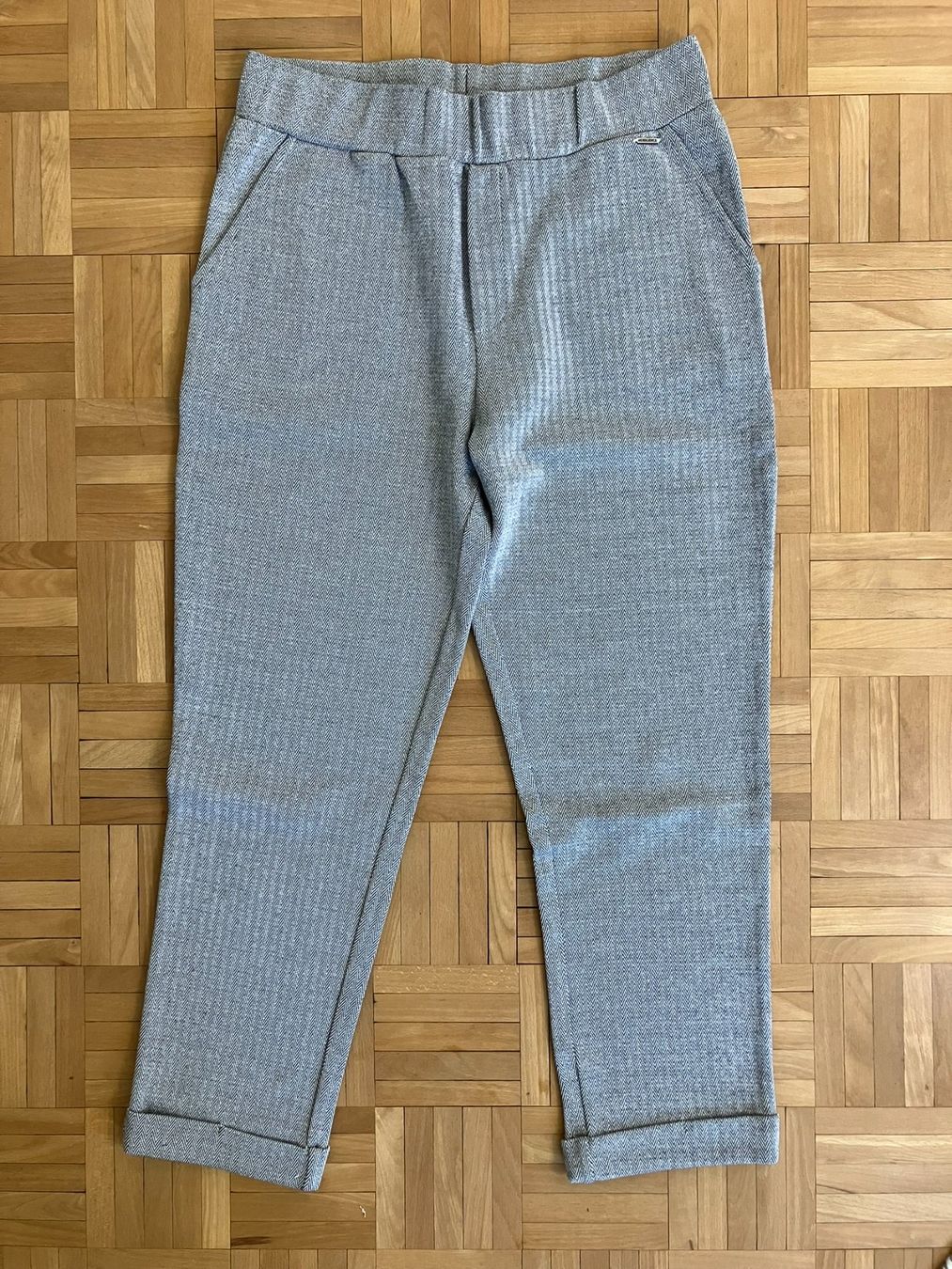 Herrlicher Pantalons: Herrlicher Joggpants Gr.S – D'occasion à Laupen ZH par kar_lfz6