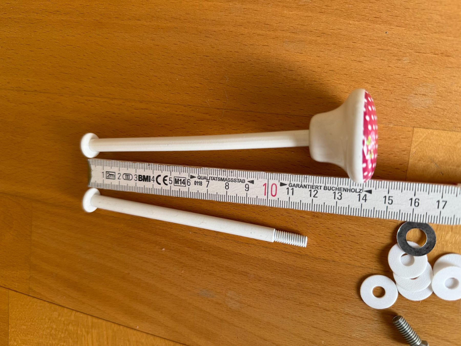 Teller: ETAGERE  STANGENSET  MIT  MÖBELKNOPF – Neu und originalverpackt aus Subingen von Etageren 4