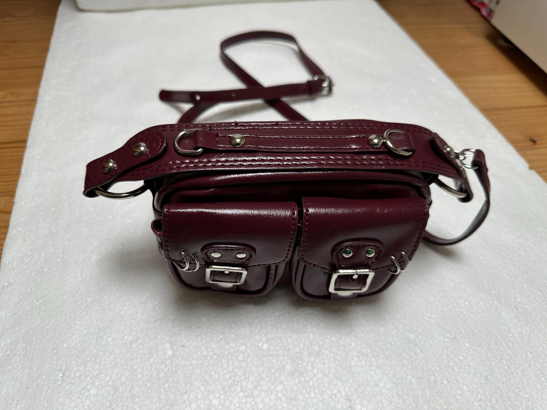 Borse da donna: Täschchen Tasche bordeaux neu! – Nuovo e nell'imballaggio originale da Gümmenen venduto da FelizitasHermann 4