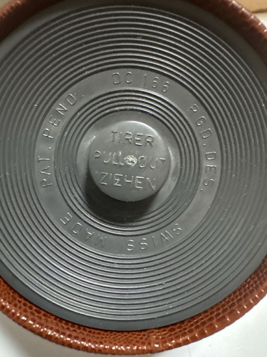 Pendules & Horloges murales: Derbyvee table clock electronic brown leather case silver di – D'occasion à La Chaux-de-Fonds par lida2005 6