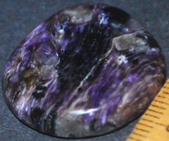 Cabochon L-2860 – Lila Charoit Edelstein 26X24mm
