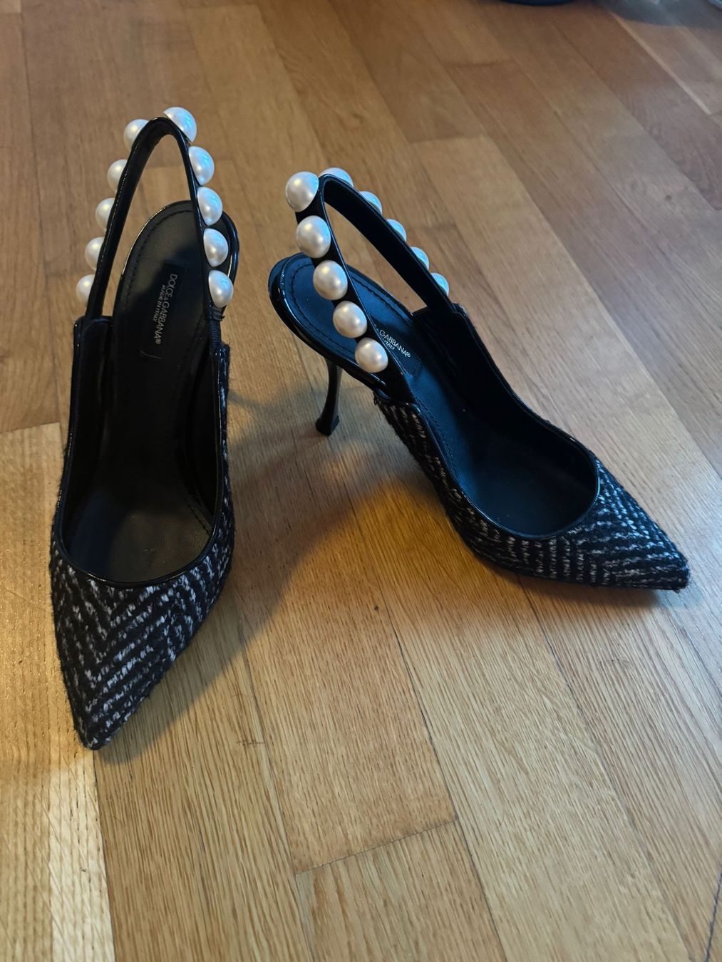 Dolce & Gabbana Scarpe da donna: Dolce & Gabbana Sandalen – Usato da Lenzburg venduto da flyfun 3