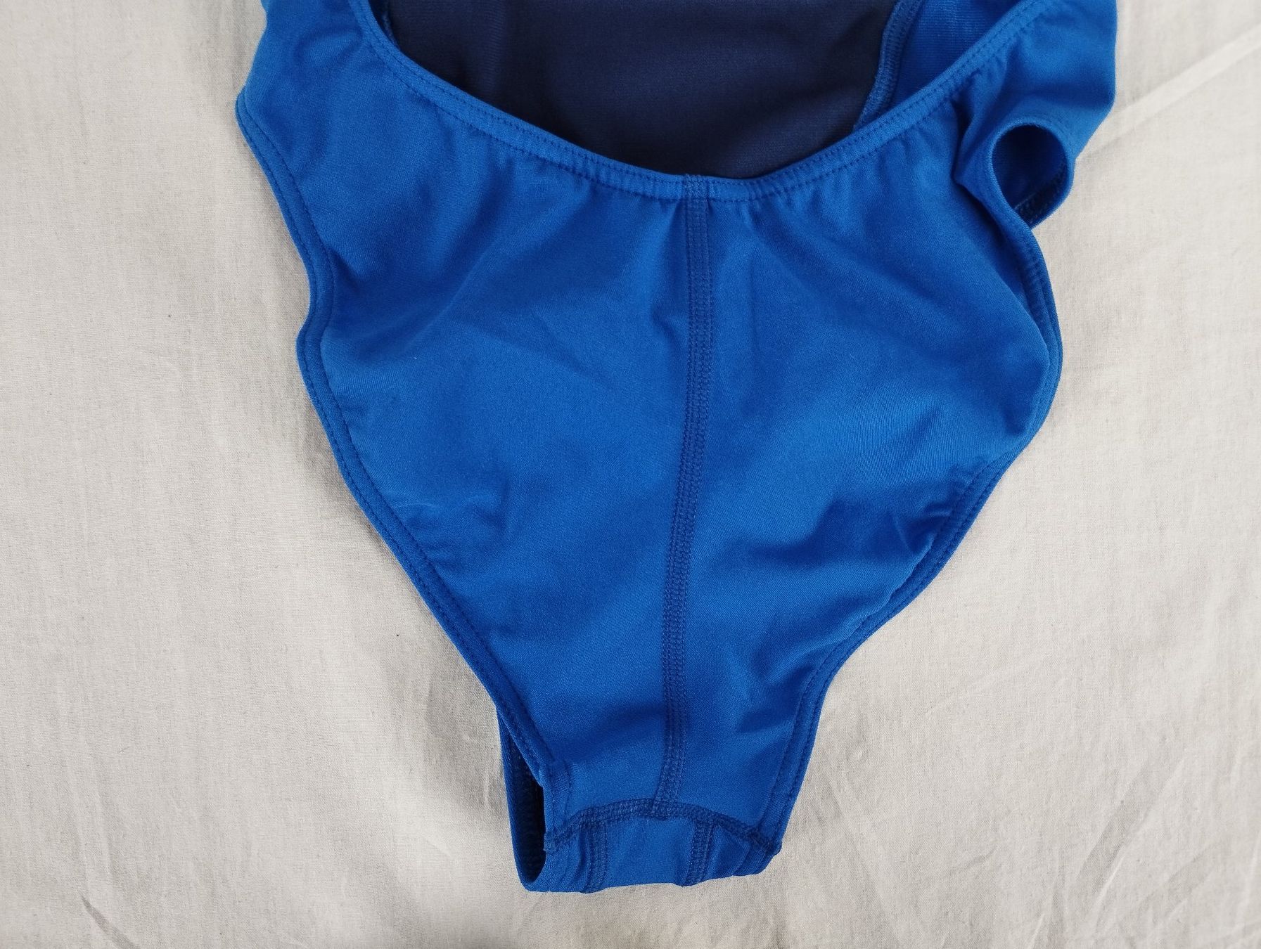 Arena Costumi da bagno & Bikini: ARENA Schwimmanzug blau Gr. 38 – Nuovo (secondo la descrizione) da Schübelbach venduto da Restwert_Schubelbach 5