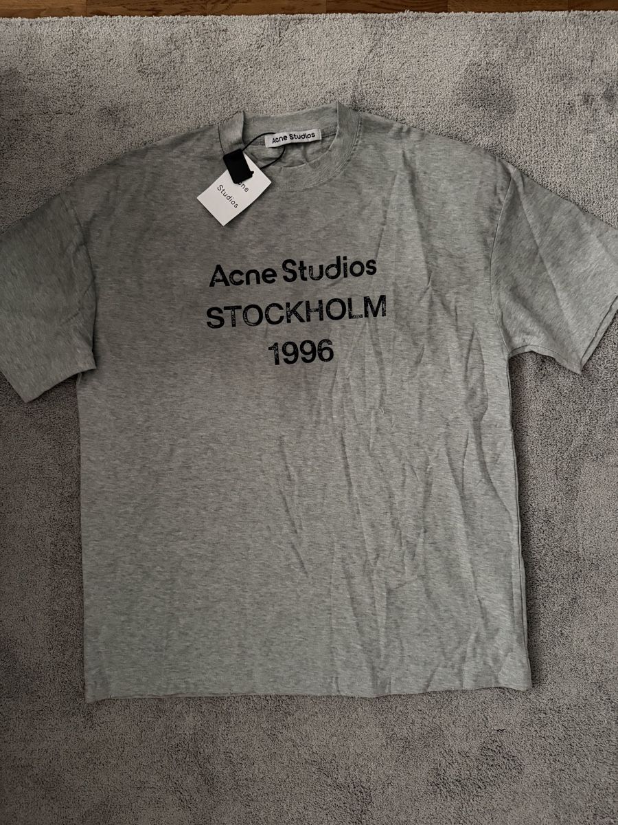 Acne Studios T-shirt: Acne Studios Shirt – Nuovo e nell'imballaggio originale da Zürich venduto da pab_7gfs