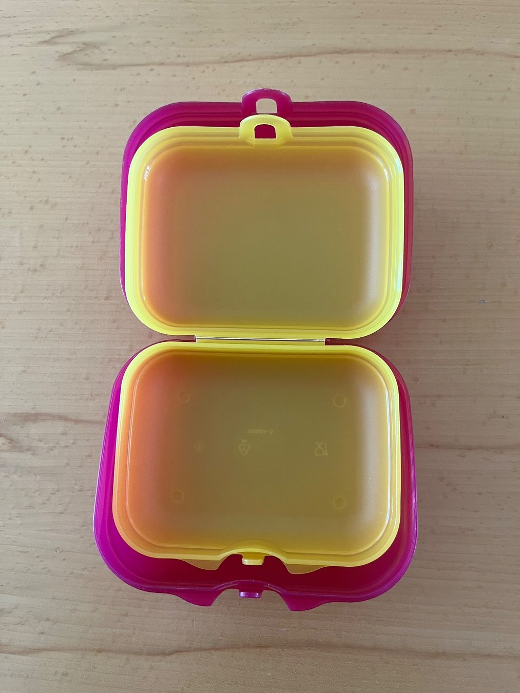 Contenitori & Simili: 2 TUPPERWARE Böxli – Usato da Jona venduto da tissot8645 2