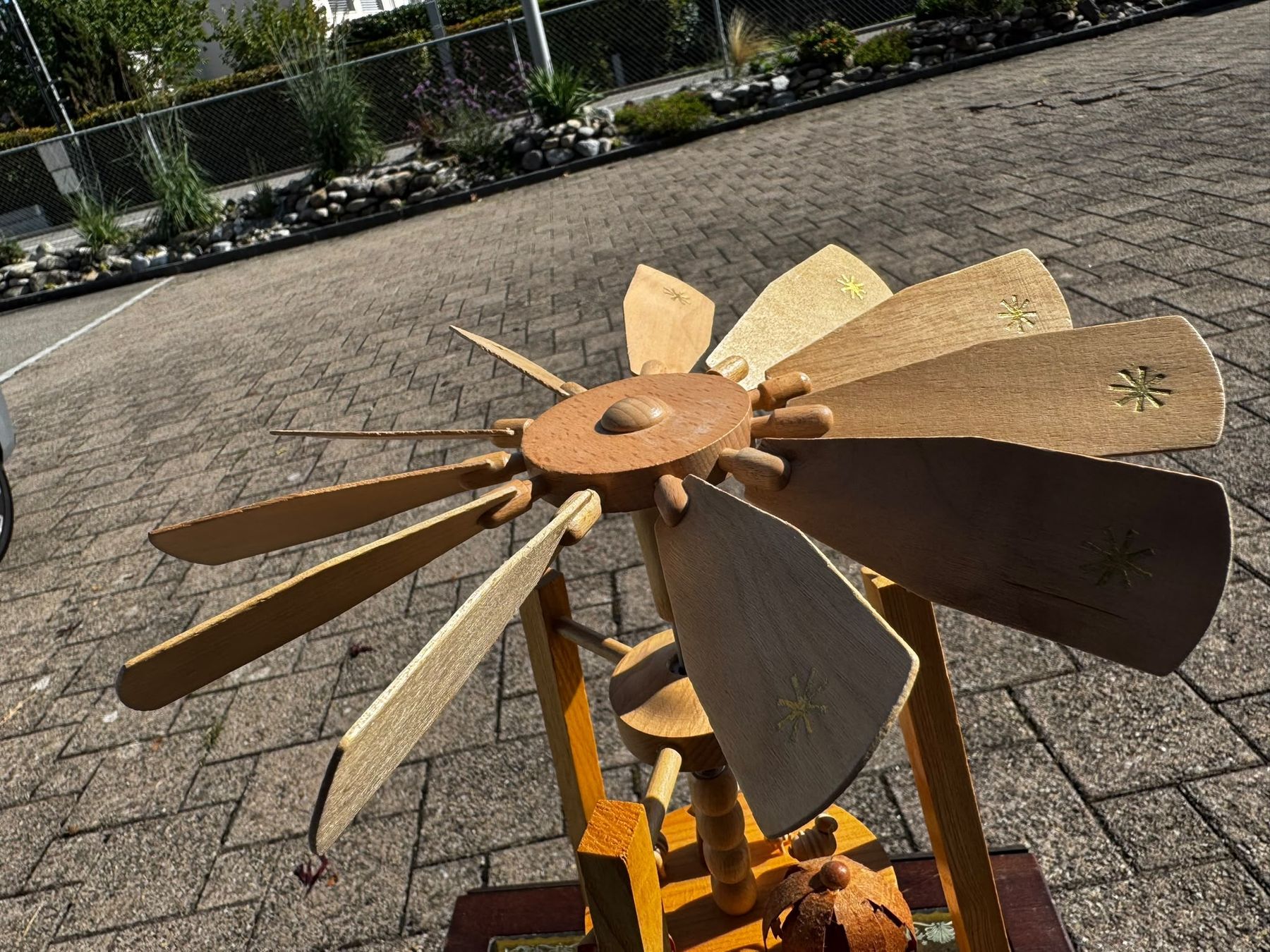 Tutte le decorazioni: Weihnachtspyramide 3-stöckig – Usato da Egg b. Zürich venduto da Brocki_Insel_Egg 1