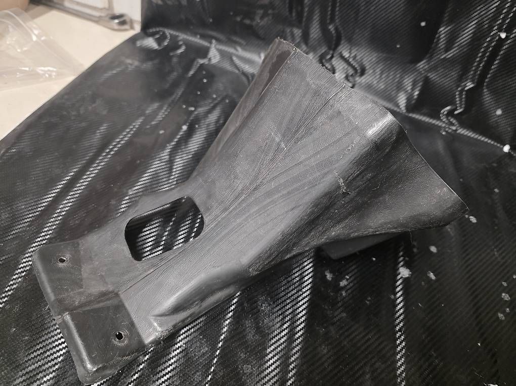 Automobili: Mitsubishi Lancer Evolution 9 front bumper air ducts – Usato da Schlatt TG venduto da dev_5pfh 4