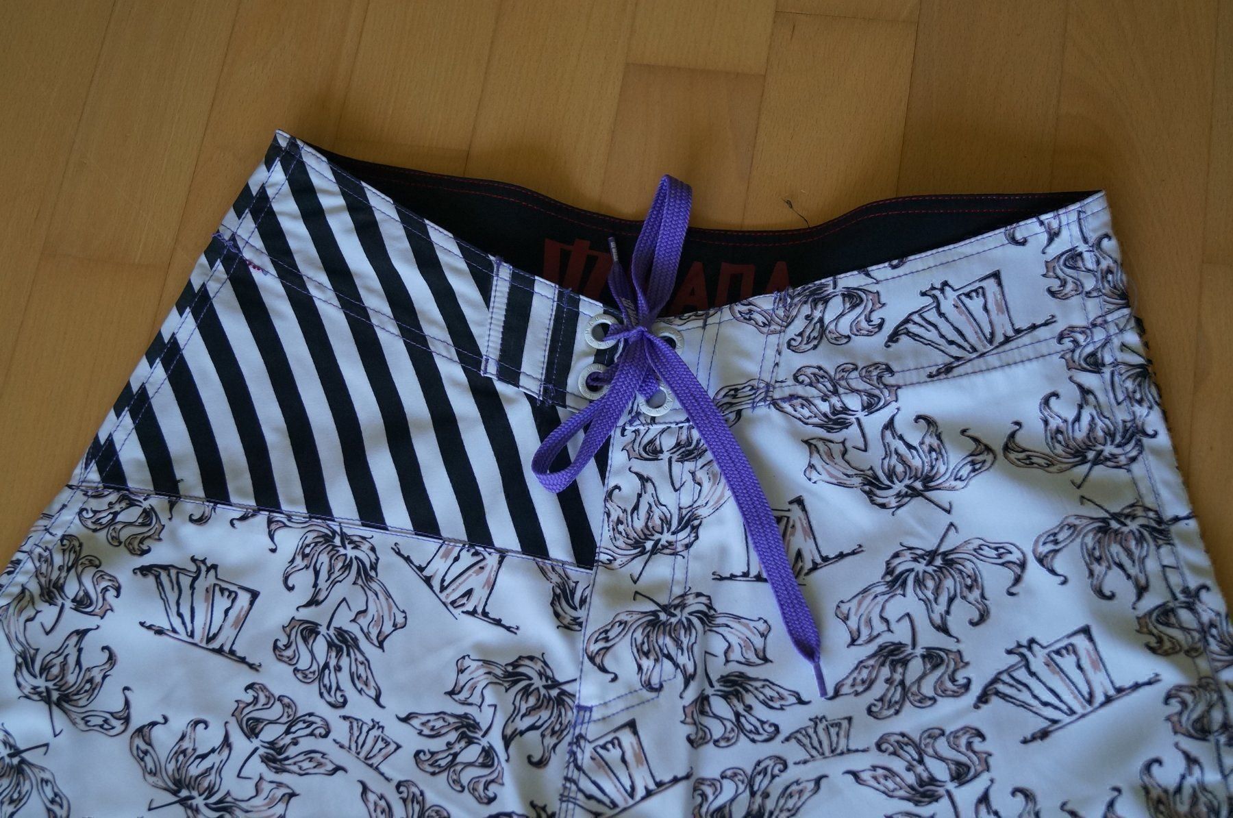 Costumi da bagno: Mada Boardshorts Gr. 34, neu – Nuovo (secondo la descrizione) da Köniz venduto da Fred333 1