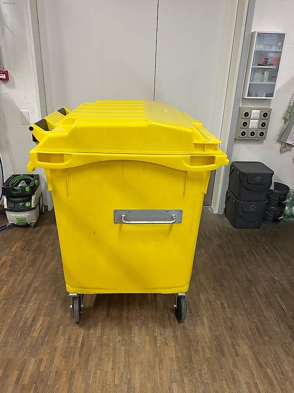 Sonstiges für Büro & Gewerbe: Abfallcontainer Kunststoff – Gebraucht aus Kerns von ste_8mrs 1