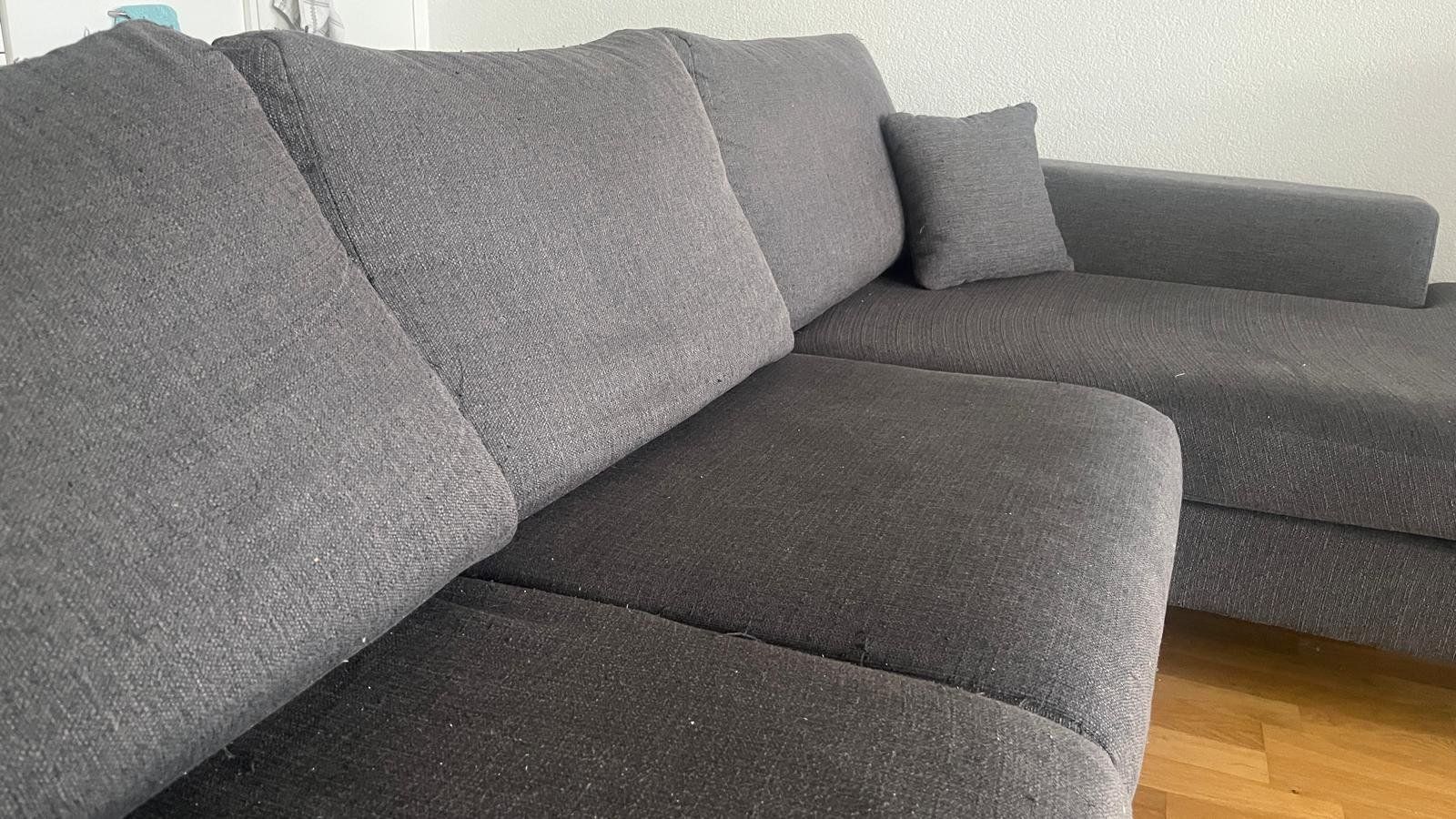 Sofas: Grosses Ecksofa dunkelgrau in Münchenbuchsee – Gebraucht aus Münchenbuchsee von DerKartensammler 2