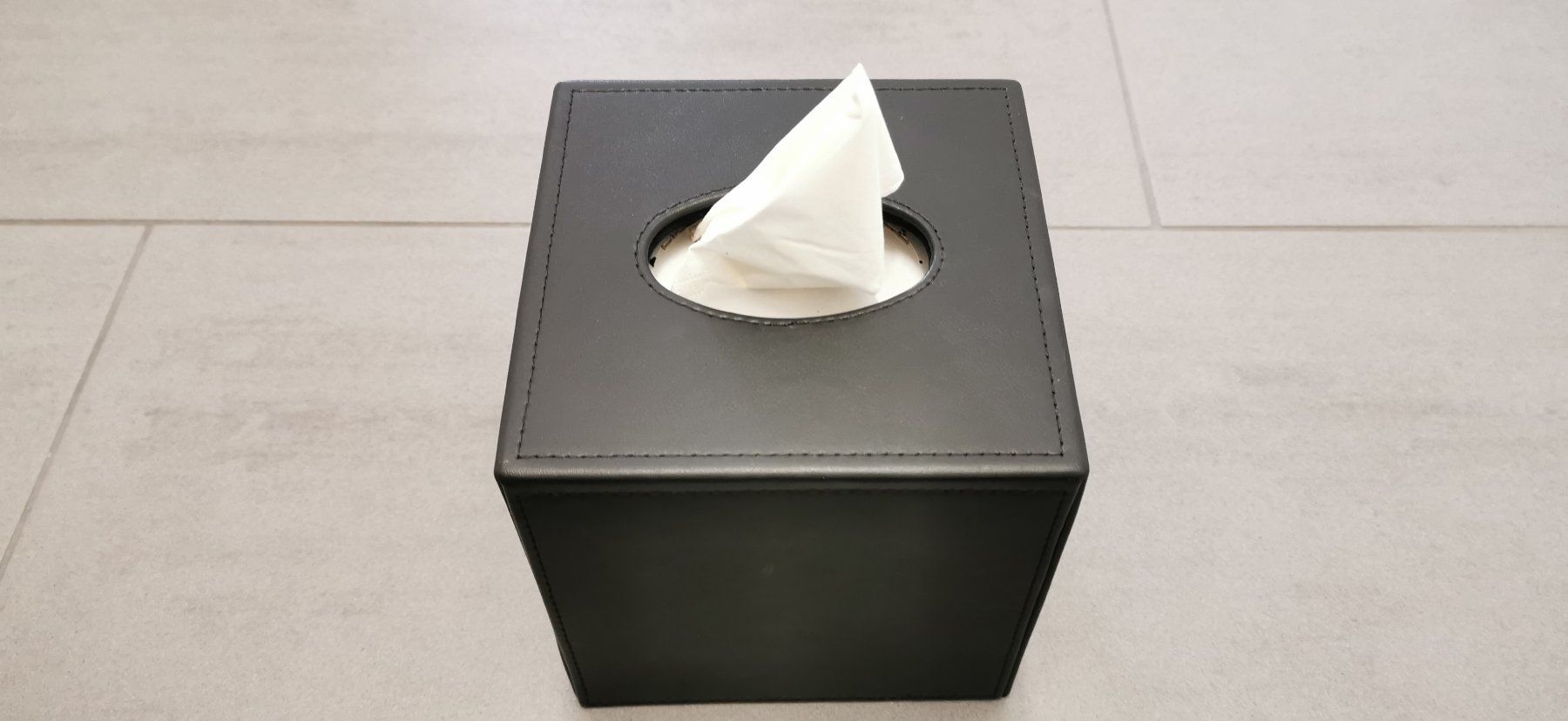 Altro in Decorazioni & Accessori: Taschentuchbox-Hülle echt Leder - Lucrin – Nuovo (secondo la descrizione) da Zürich venduto da Bluemex