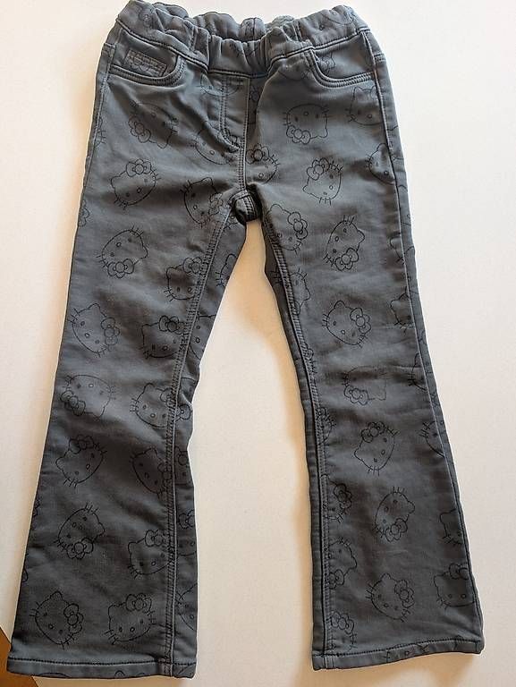 Pantalons: Hello Kitty Thermohose gr.122 – D'occasion à Bramboden par zae_ql2d