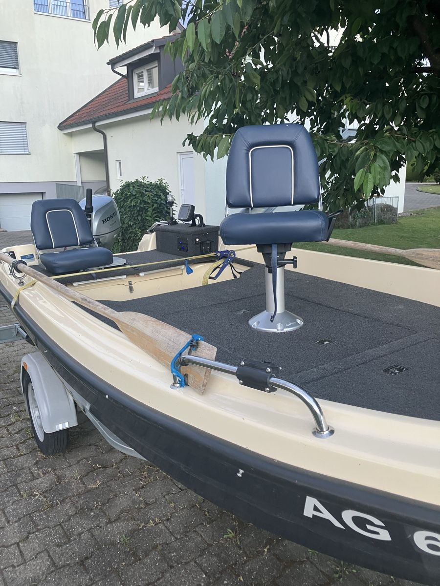 Barche: Motorboot mit Anhänger – Difettoso da Full-Reuenthal venduto da oli21oli 7