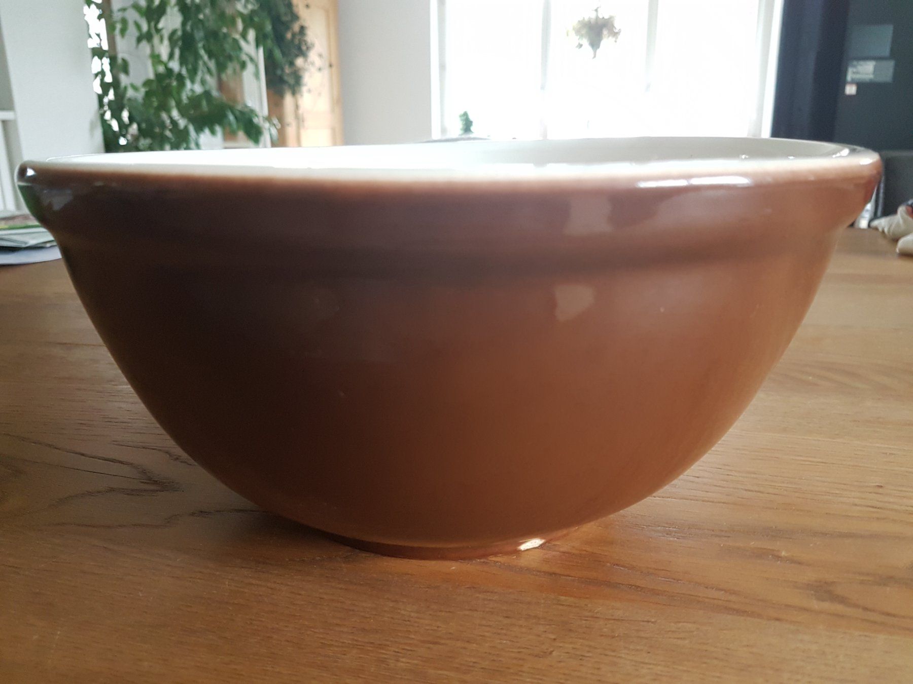 Rössler Ciotole: Schüssel Rössler dunkelbraun – Usato da Balsthal venduto da Palcivalle