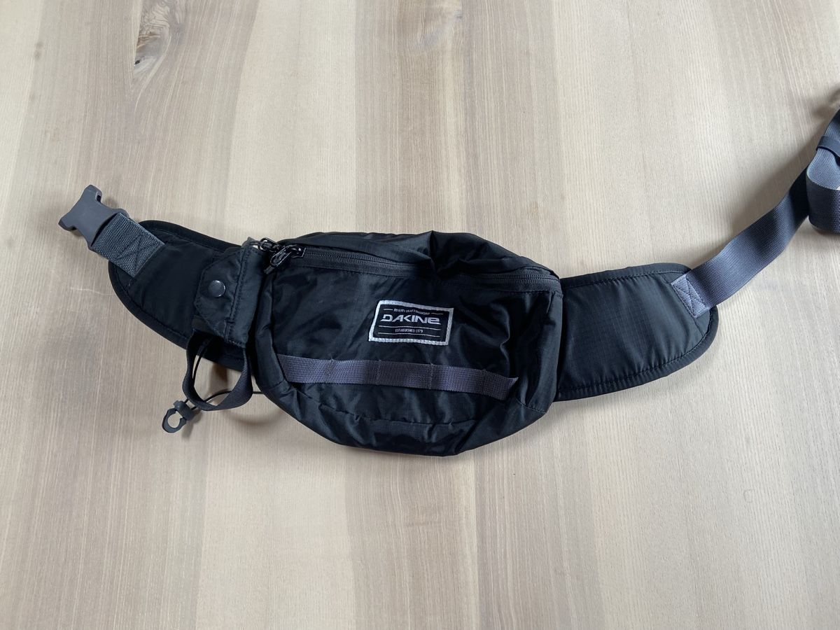 Dakine Zaini: Dakine Hüfttasche Mountaibike  – Usato da Saanen venduto da flodiemango