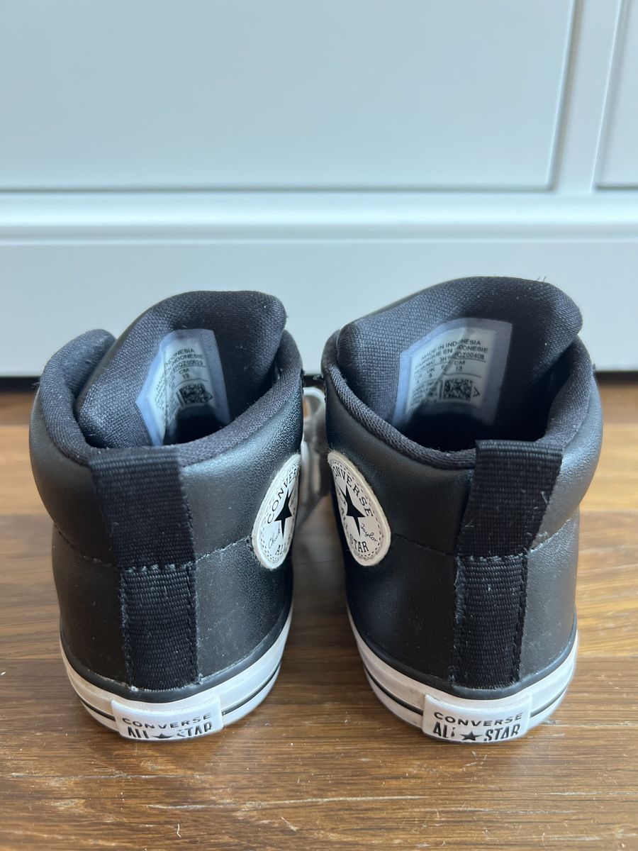 Converse Scarpe per ragazzi: Converse All Star sneakers EU 22 black – Usato da Adliswil venduto da youngbee 2
