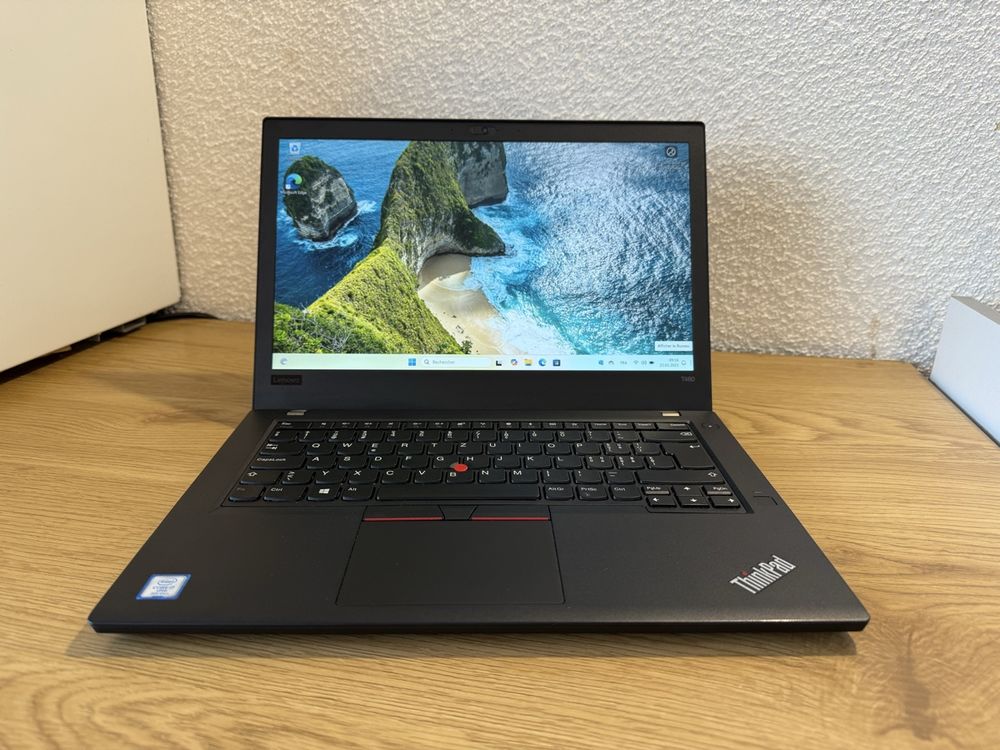 Ultrabook Thinkpad T480 / i7-8650U / 16 Go RAM / 512 Gb SSD 1