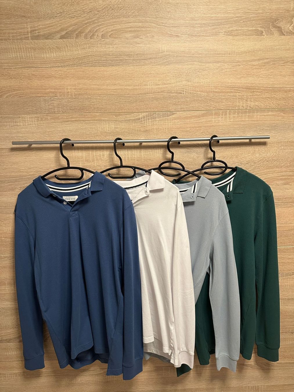 Polo-Shirts: Pier One Long Sleeve Polos – 4er Pack – Neu (gemäss Beschreibung) aus Winterthur von osc_t6xg