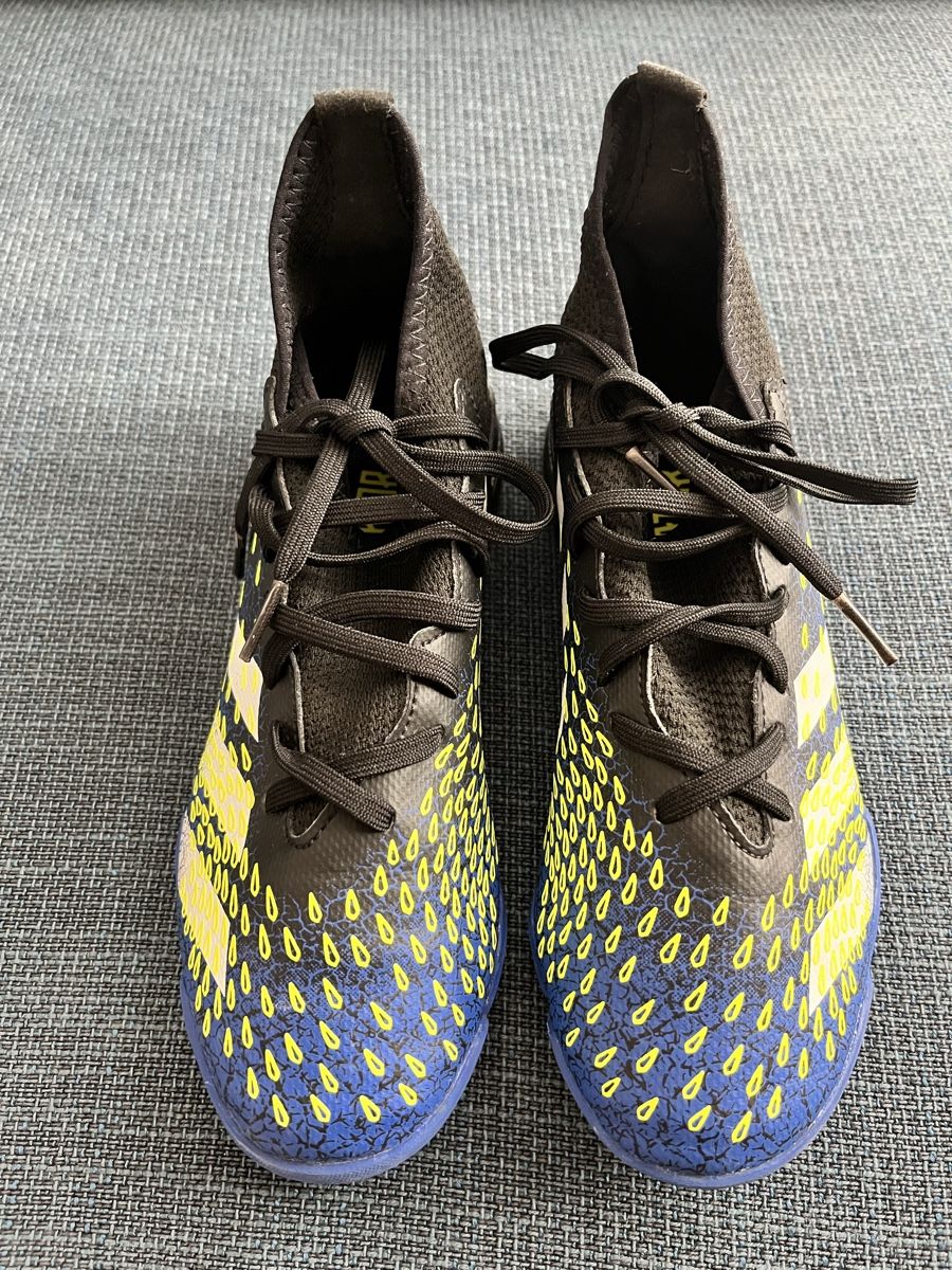 Adidas Scarpe da uomo: adidas Predator Freak 1 AG – Usato da Hombrechtikon venduto da Uptowns