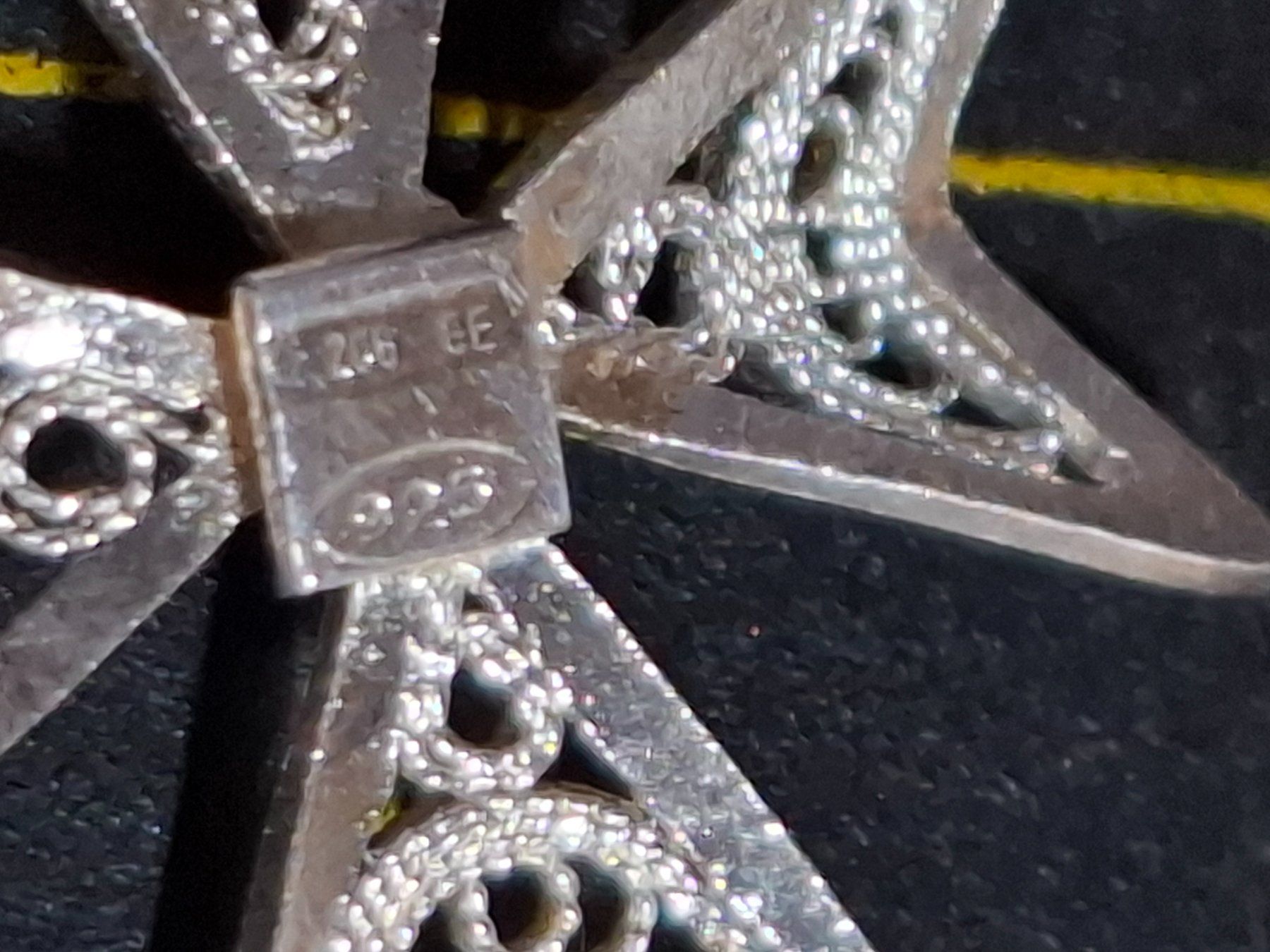 Catenine: Kette mit Anhänger S 925 – Usato da Zwieselberg venduto da Halifaxmendusli 3