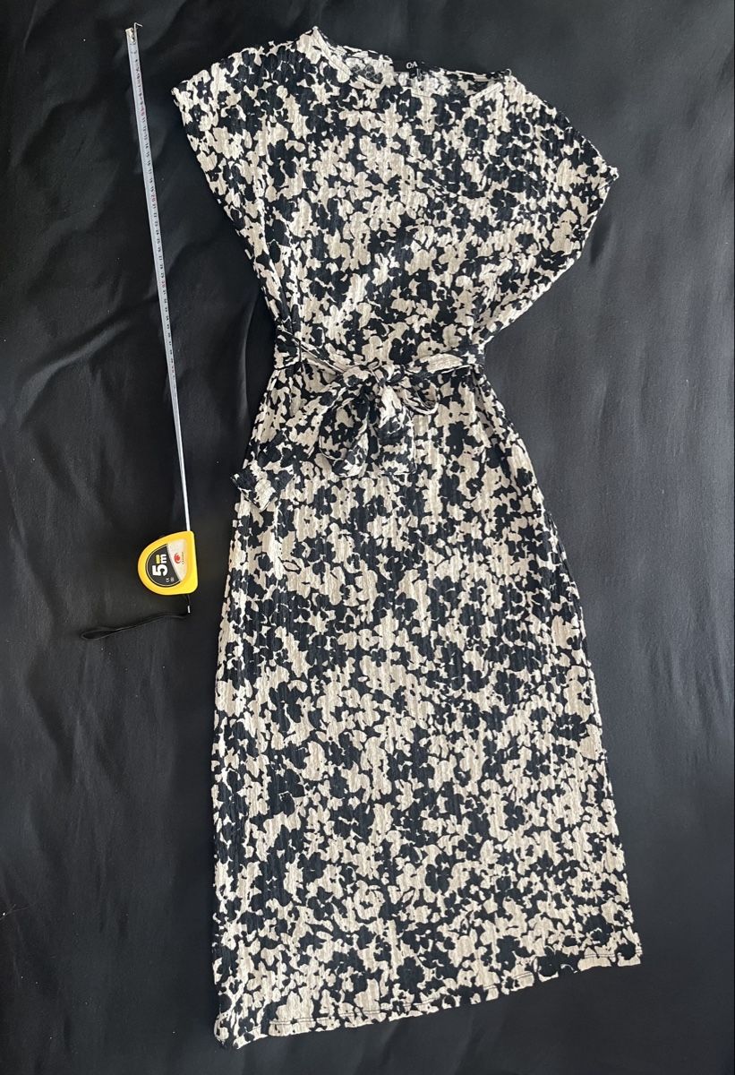 C&A Vestiti: Damen Kleid geblümt Grösse S neu – Nuovo (secondo la descrizione) da Olten venduto da sae_82z2