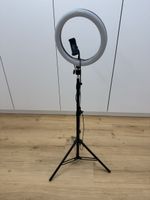 Ringlicht mit Stativ und Handyhalterung neuwertig